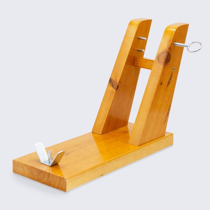 Soporte jamonero en madera de pino